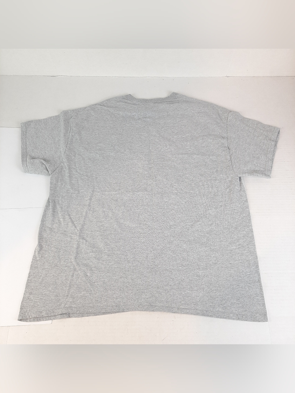 “I'm A Proud Autism Mom” Size XL Gray Graphic T Shirt C5 - Picture 3 of 3
